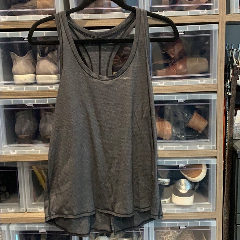 Lululemon racer back tank top. Size S/M. Gray